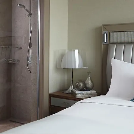 Otel Renaissance Polat Bosphorus 5*
